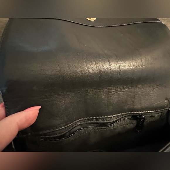 Land Outback Leather Crossbody - Black - Picture 5 of 14